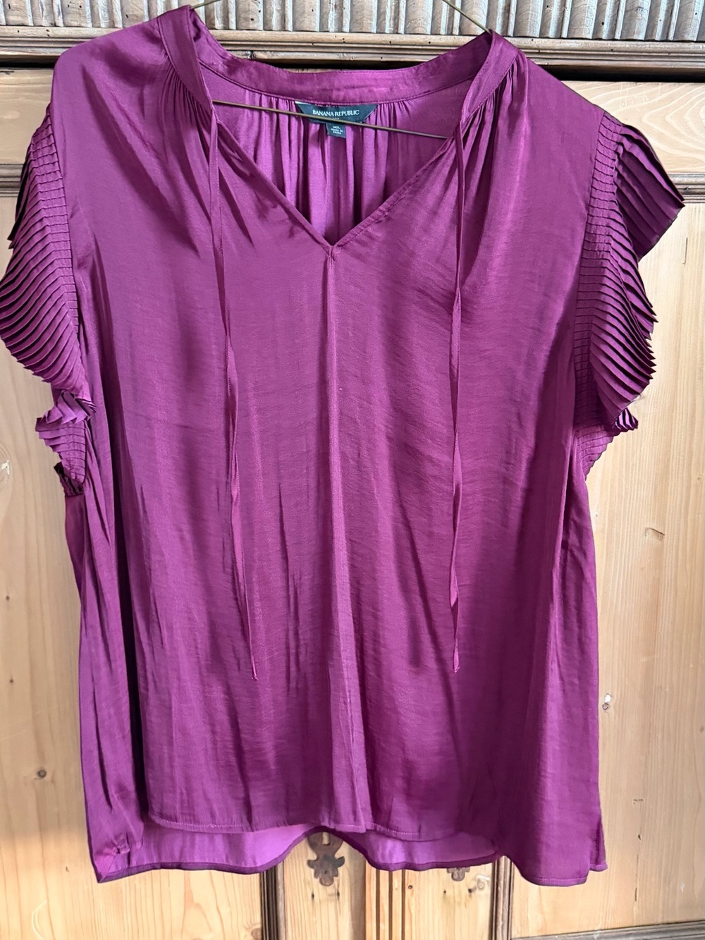 Banana Republic Factory Plum Pleated Sleeve V-Neck Blouse